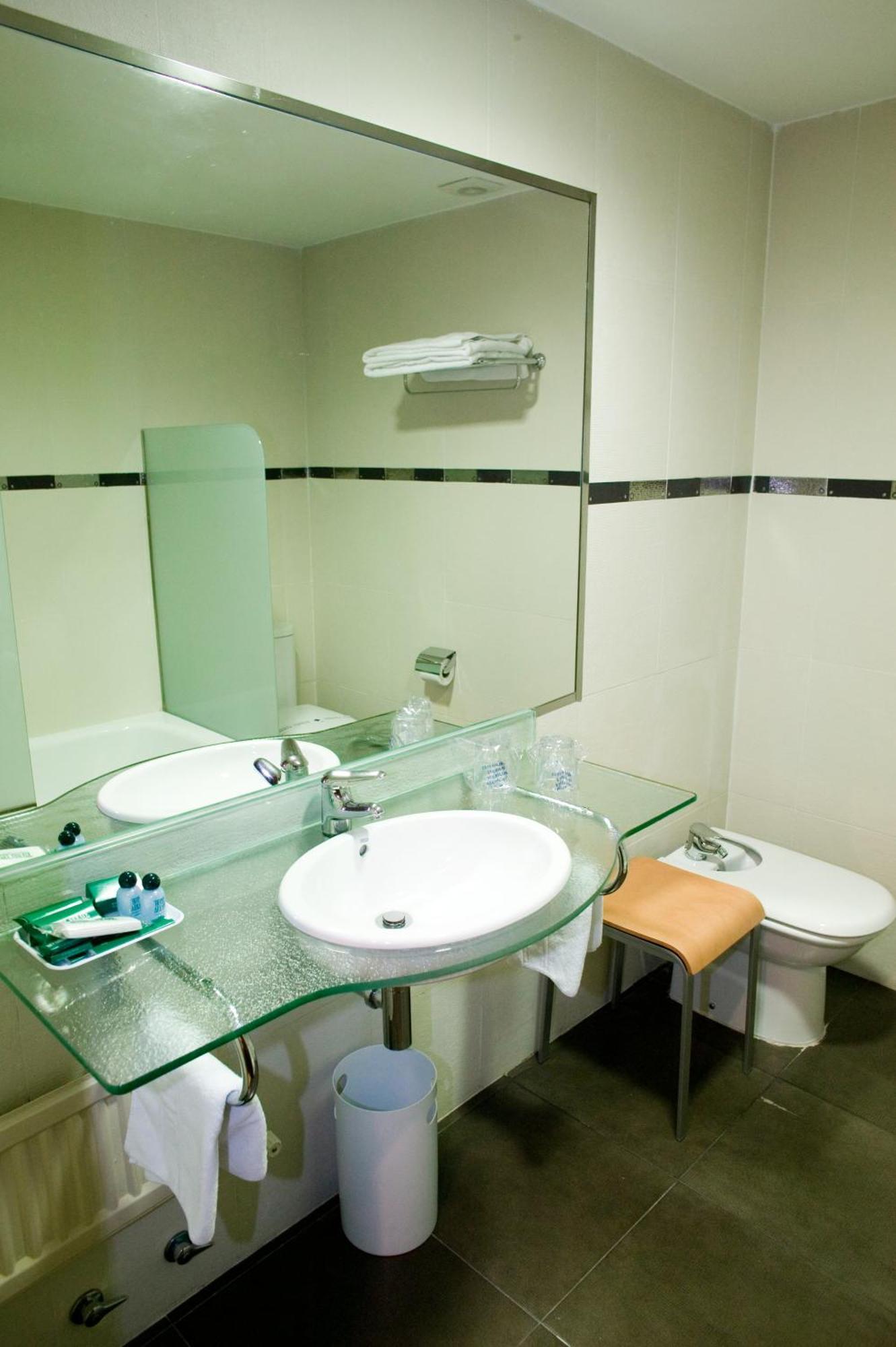 Hotel Unzaga Plaza Éibar Buitenkant foto